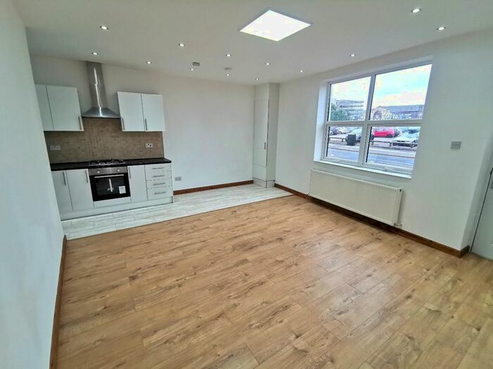 2 Bedroom Flat To Rent In Church Street, Blackpool, FY1