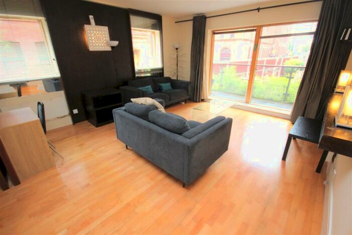 2 Bedroom Apartment To Rent In Lockes Yard Great Malborough Street, M1