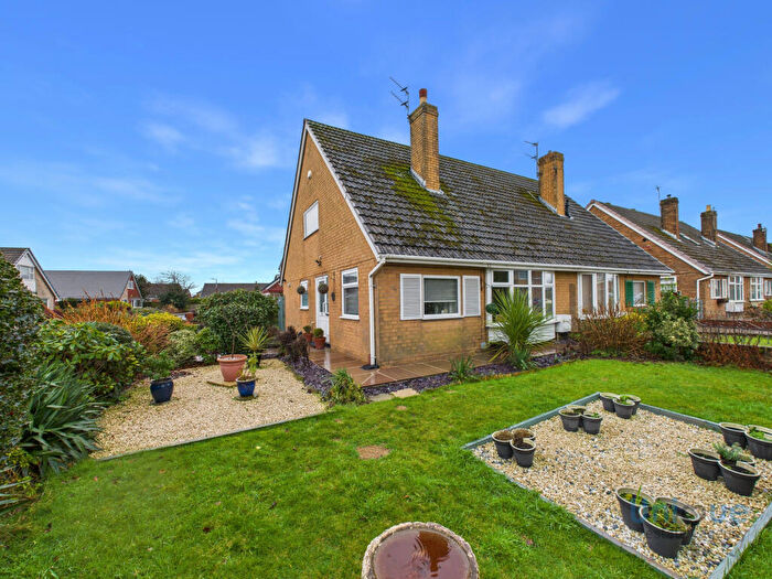 2 Bedroom Bungalow For Sale In Boston Road, Lytham St. Annes, FY8