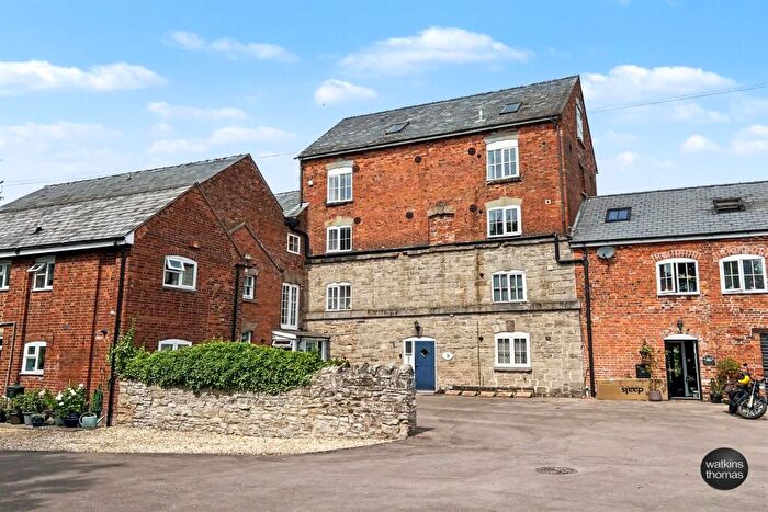 3 Bedroom Apartment For Sale In Lugg Bridge, Hereford, HR1