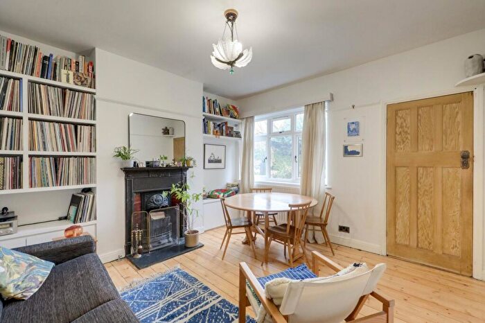 1 Bedroom Flat For Sale In Cheseman Street, Sydenham, London, SE26