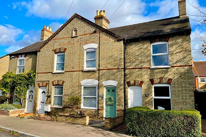 2 Bedroom Terraced House For Sale In London Road, Sandy, SG19