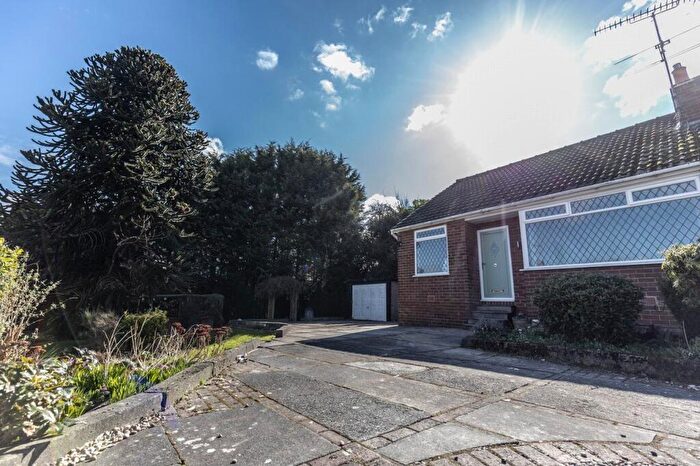 2 Bedroom Bungalow To Rent In Manor Farm Drive, Churwell, Morley, Leeds, LS27