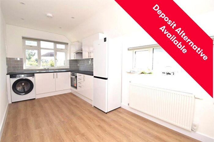 2 Bedroom Apartment To Rent In Buck Lane, London, NW9