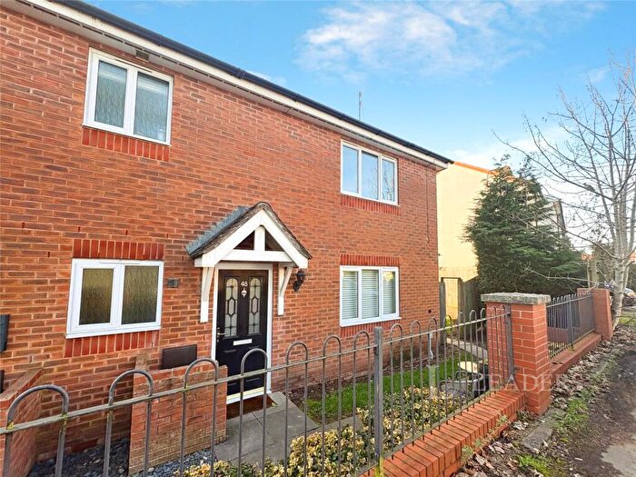 2 Bedroom Flat To Rent In Forge Avenue, Bromsgrove, Worcestershire, B60