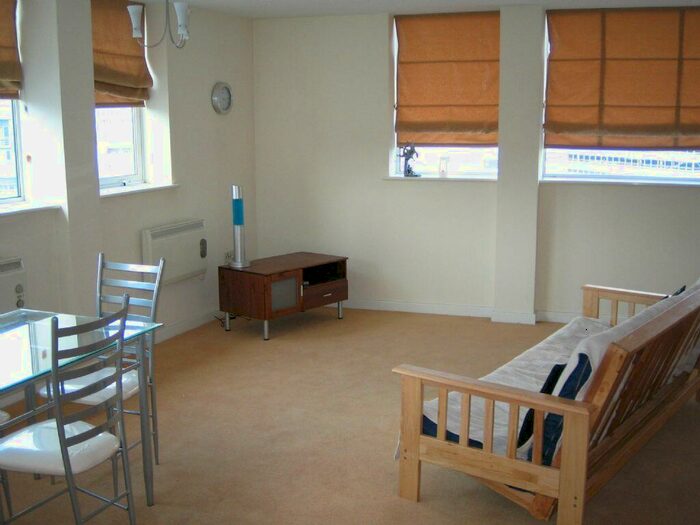 2 Bedroom Apartment To Rent In Bed Bath Westside Central Location, B1