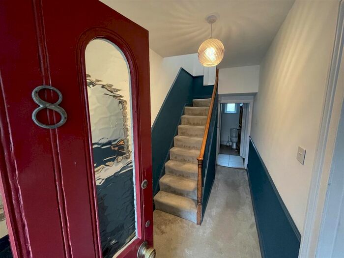 3 Bedroom Terraced House To Rent In Wellington Terrace, Falmouth, TR11