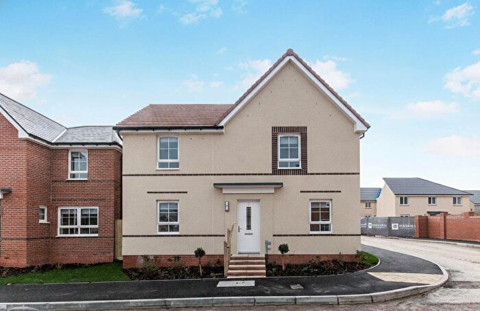 4 Bedroom Property To Rent In Ross Frames Grove, Hailsham, BN27