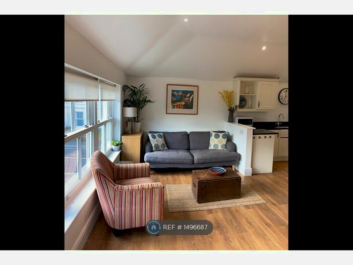 1 Bedroom Flat To Rent In Melvill Road, Falmouth, TR11