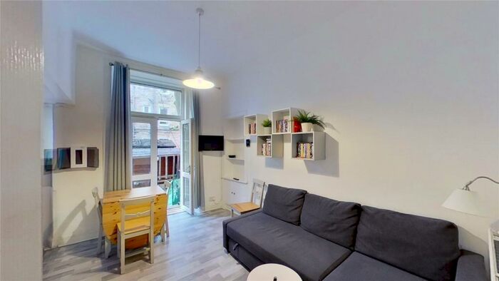 1 Bedroom Flat To Rent In Edina Place, Edinburgh, Midlothian, EH7