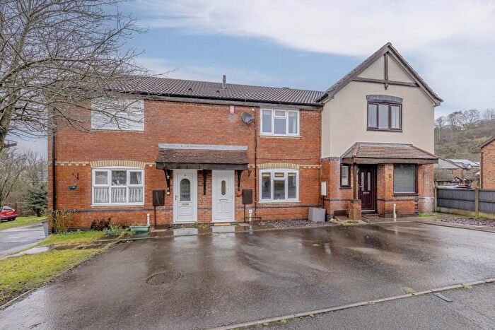 3 Bedroom Town House For Sale In Penmark Grove, Stoke On Trent, ST3