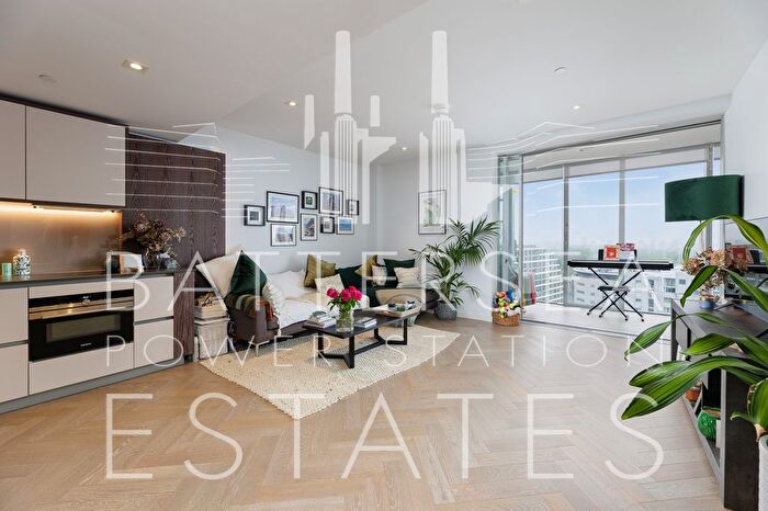 1 Bedroom Flat To Rent In L-, Circus Road West, Battersea, SW11