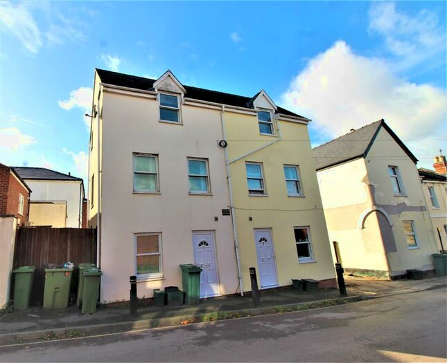 1 Bedroom House To Rent In Station Cottages Roman Road Cheltenham, GL51