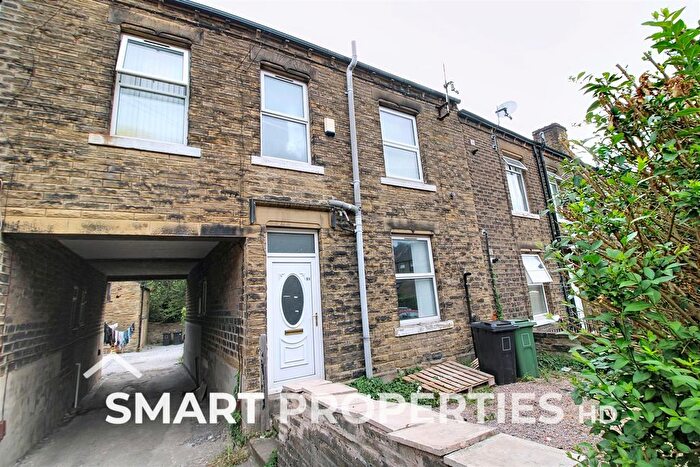 3 Bedroom Terraced House To Rent In Norman Road, Huddersfield, HD2