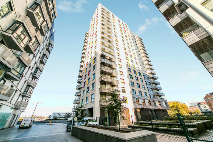 1 Bedroom Apartment To Rent In Alfred Street, Reading, RG1