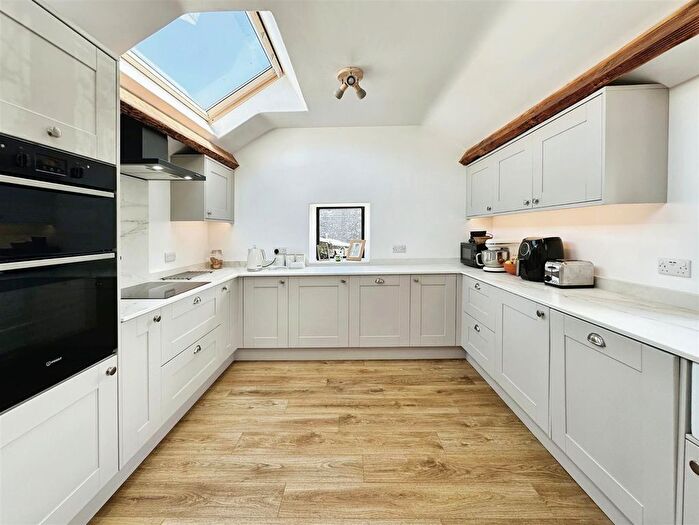 3 Bedroom Detached House For Sale In Flash, Buxton, Staffordshire, SK17