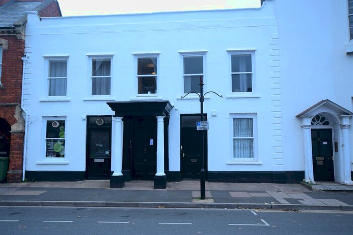2 Bedroom Flat To Rent In Fore Street, Wellington, Somerset, TA21