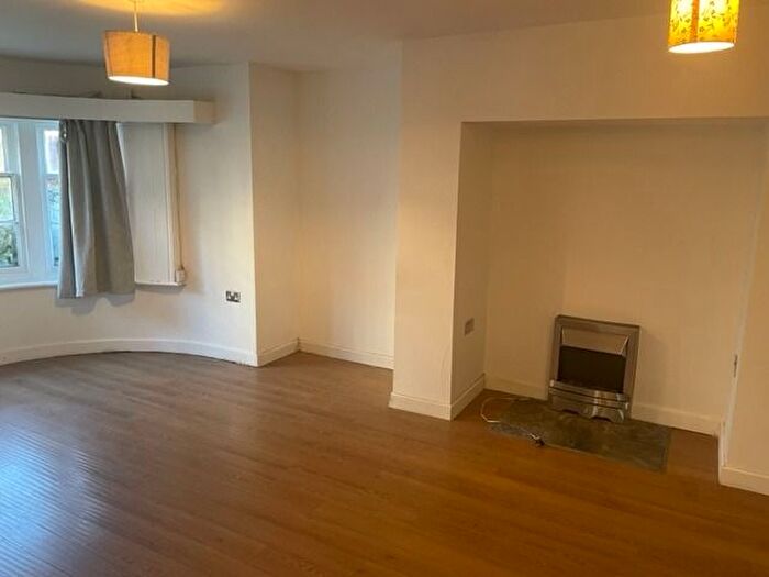 2 Bedroom Flat To Rent In Eldon Road, Reading, Berkshire, RG1