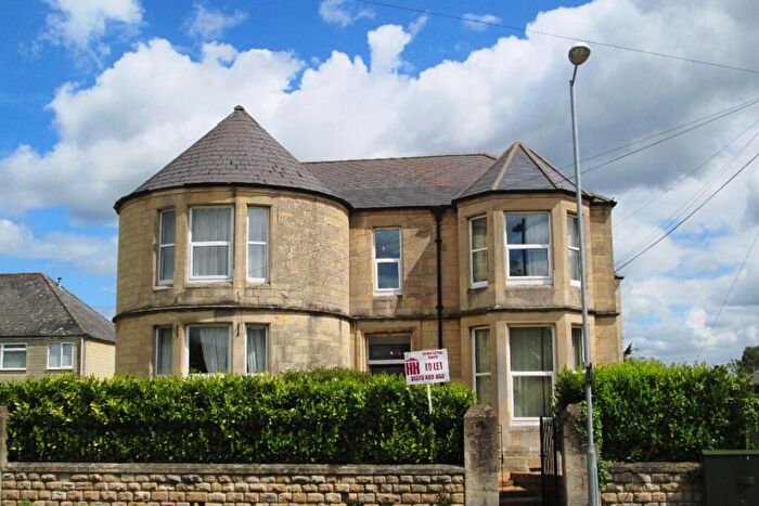 Studio To Rent In Semington Road, Melksham, Wiltshire, SN12