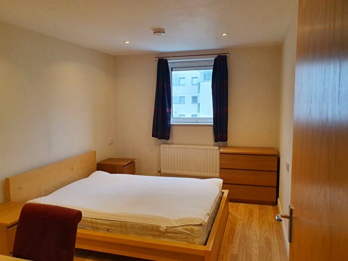 3 Bedroom Flat To Rent In Erebus Drive, Woolwich, SE28
