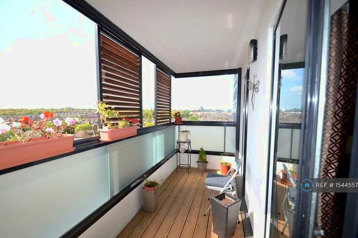 2 Bedroom Flat To Rent In Albert Road, London, NW6