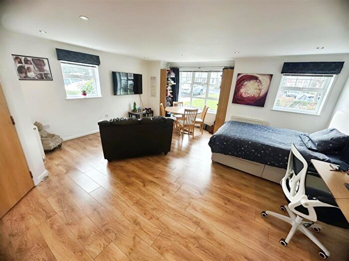 1 Bedroom Apartment For Sale In Sandbach Drive, Kingsmead, Northwich, CW9