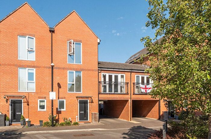 4 Bedroom Terraced House For Sale In North Mead, Chichester, PO19