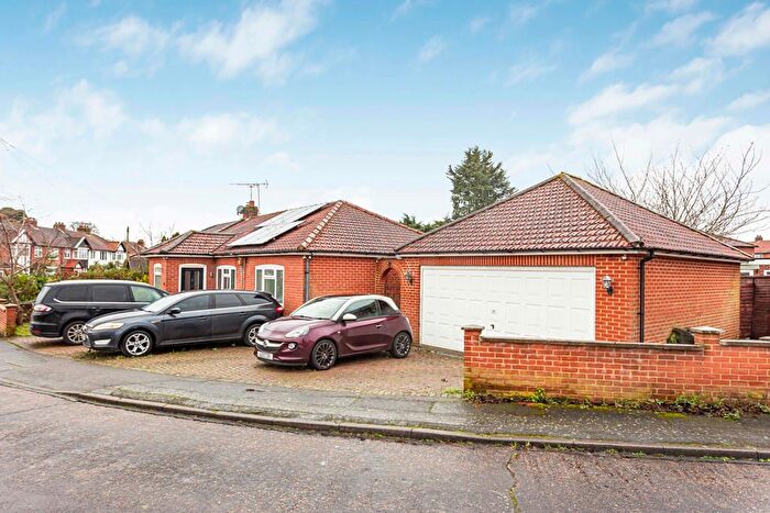 3 Bedroom Bungalow For Sale In Vegal Crescent, Englefield Green, Surrey, TW20