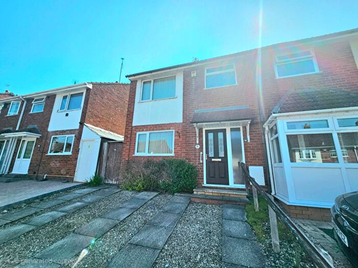 3 Bedroom Semi-Detached House For Sale In Newton Gardens, Birmingham, B43