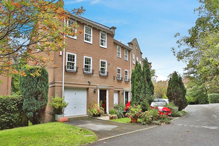 4 Bedroom Property For Sale In Branksome Wood Road, Bournemouth, BH4