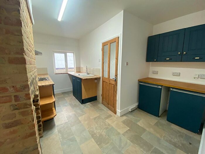 1 Bedroom Flat To Rent In London Road, Southend-On-Sea, SS1