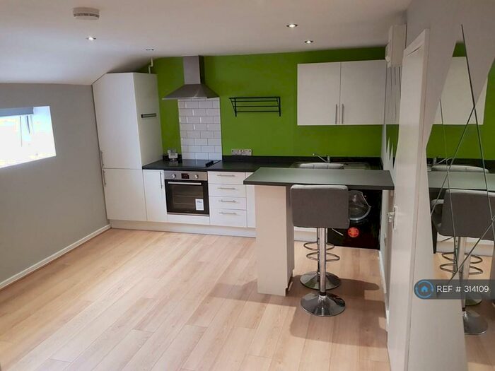 1 Bedroom Flat To Rent In Mart Lane, Burscough, Ormskirk, L40