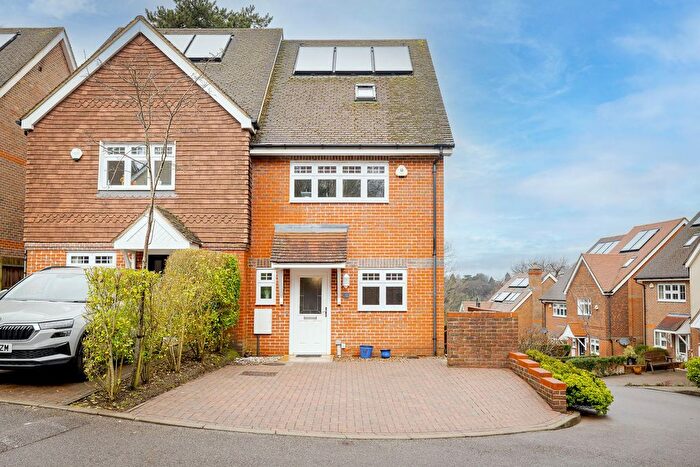 4 Bedroom Semi Detached House For Sale In Tupwood Gardens, Caterham, CR3