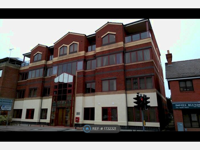 1 Bedroom Flat To Rent In York House, Farnborough, GU14