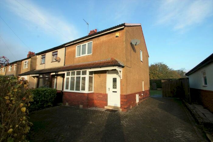 2 Bedroom Semi-Detached House To Rent In Park Avenue, Yeadon, Leeds, LS19