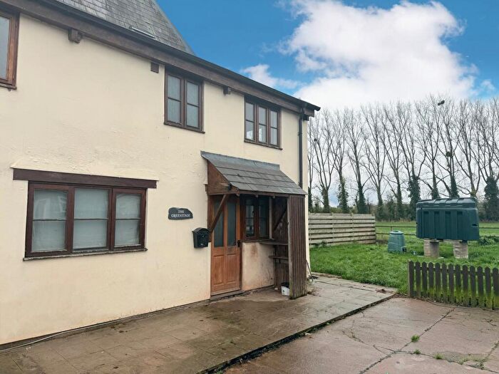 2 Bedroom End Of Terrace House To Rent In Moreton-on-Lugg, Hereford, HR4