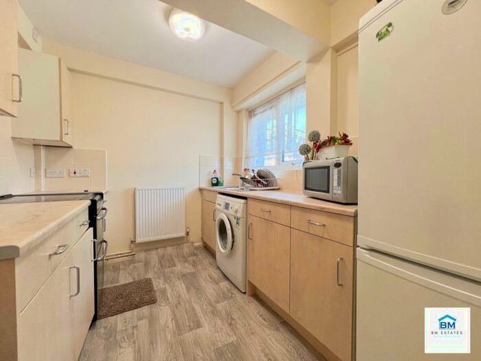 1 Bedroom Flat To Rent In Manitoba Road, Leicester, LE1