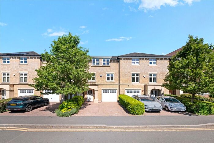 4 Bedroom Terraced House For Sale In Heacham Avenue, Ickenham, Uxbridge, UB10