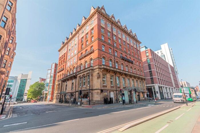 2 Bedroom Apartment To Rent In City Central, LS1