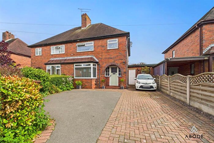 3 Bedroom Semi-Detached House For Sale In Sidney Drive, Kingsley Holt, Stoke-On-Trent, ST10