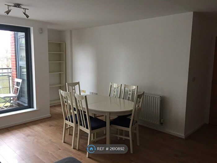 2 Bedroom Flat To Rent In Bush House, London, SE18
