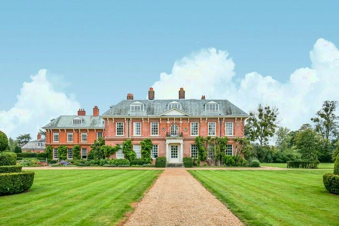 1 Bedroom Flat To Rent In The Mansion, Balls Park, Hertford, SG13