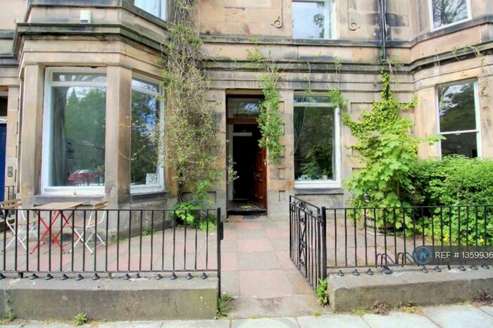 4 Bedroom Flat To Rent In Bruntsfield, Edinburgh, EH10