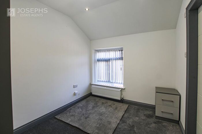 1 Bedroom Flat To Rent In Newport Street, Bolton, BL1