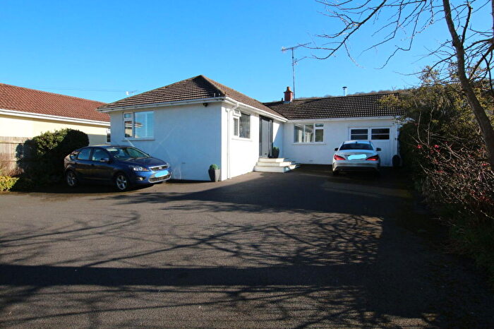 3 Bedroom Detached Bungalow To Rent In Greenhill Road, Sandford, BS25