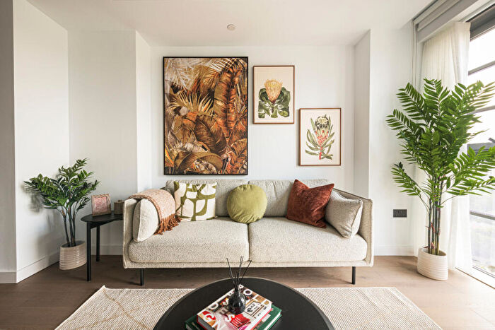 Studio For Sale In The Founding, Canada Water, SE16