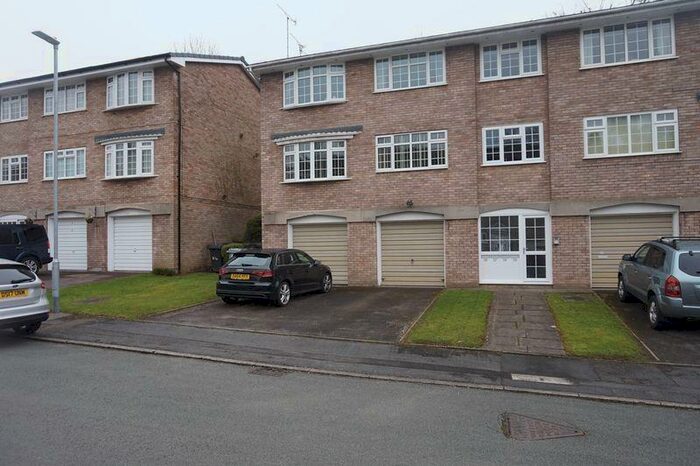 2 Bedroom Apartment To Rent In Berkshire Drive, Congleton, CW12