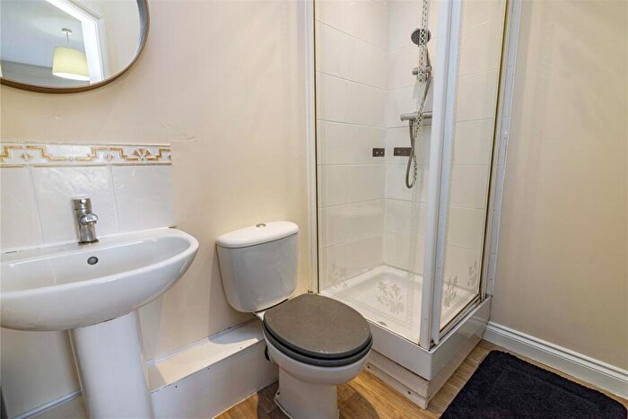 2 Bedroom House To Rent In Arnold Road, Nottingham, NG5