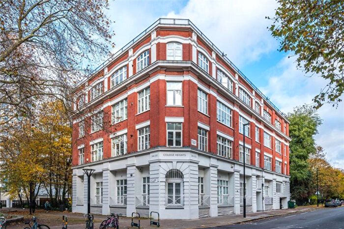 2 Bedroom Apartment To Rent In St. John Street, London, EC1V