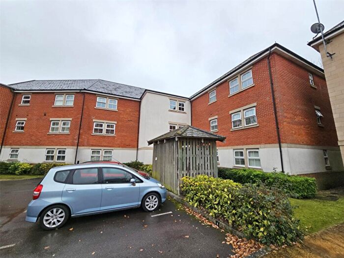 2 Bedroom Flat To Rent In Rossby, Shinfield, Reading, RG2